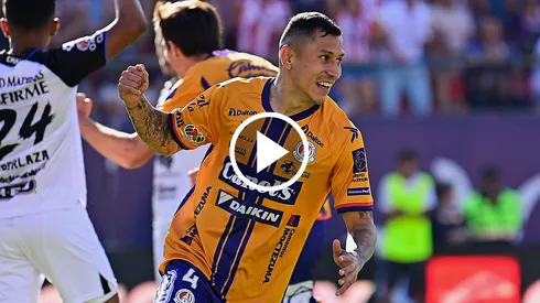 "564 partidos de Liga MX después, Cata Domínguez anotó con una playera distinta".