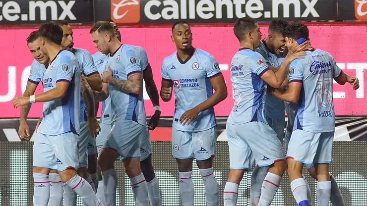 Esta es la defensa soñada de Cruz Azul