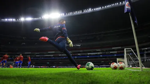 El guardameta cuenta con todas las opciones de "quedarse" con la valla celeste.