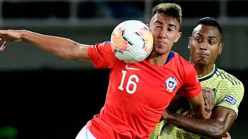 Desde Argentina reconocieron que el futbolista colombiano no podría debutar con los cementeros.