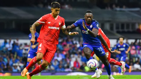 Diber Cambindo arrancó como titular.