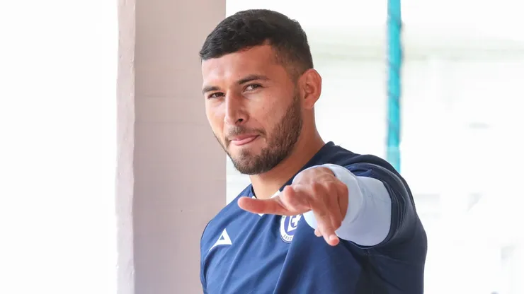 Juan Escobar, estandarte de la defensa celeste, se perfila para ser titular contra Toluca.