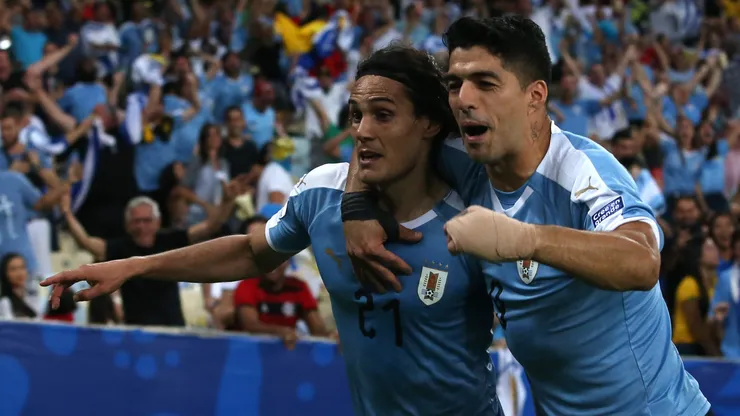 Cavani y Suárez fueron opción en Cruz Azul.