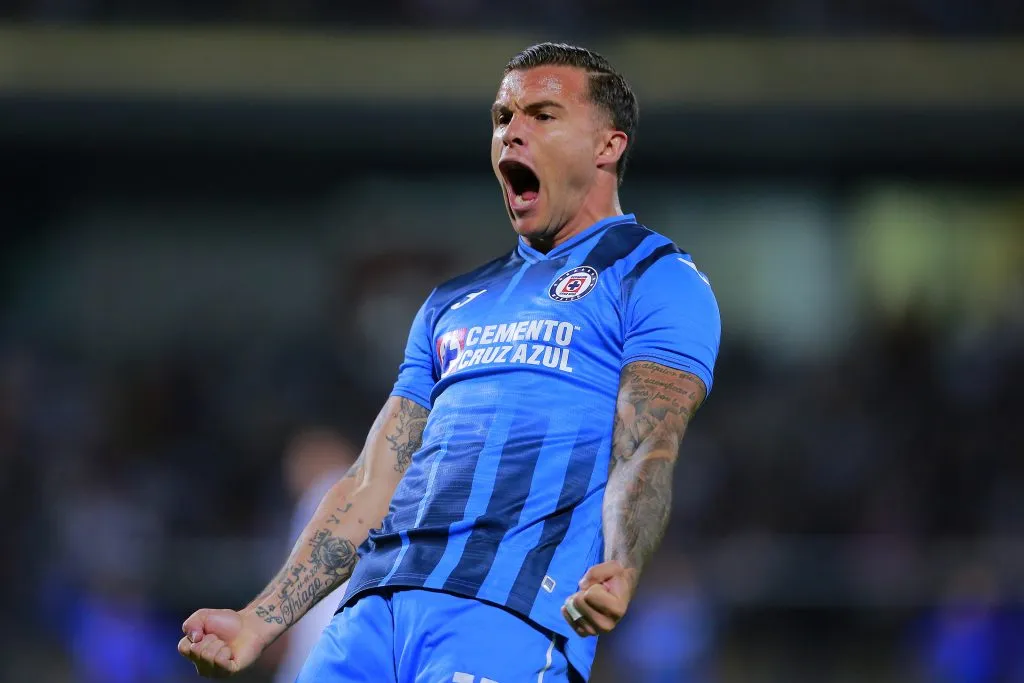 Christian Tabó se quedará en Cruz Azul (Jam Media)