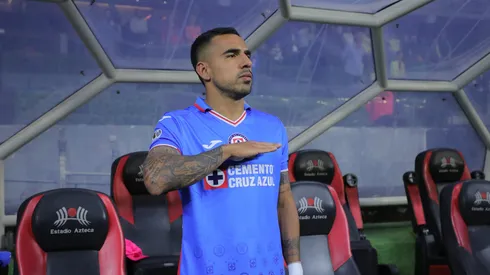 El defensor mexicano renovó esta temporada contra todo pronóstico.