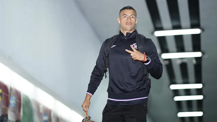 Iván Morales tiene contrato con Cruz Azul.