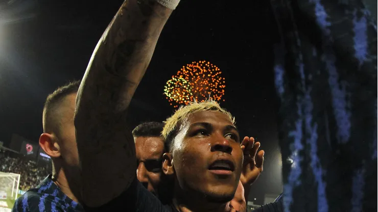 El delantero colombiano no renovó su contrato con el Club América y ya es agente libre.