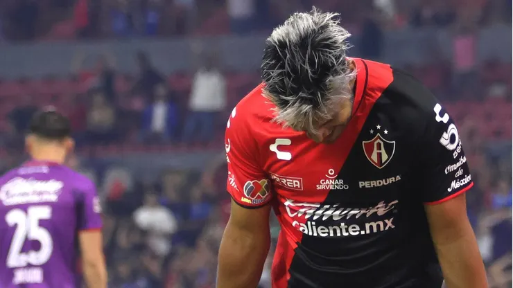 El delantero del Atlas fue el autor del primer tanto de los rojinegros en lo que fue una presentación para el olvido de los cementeros.