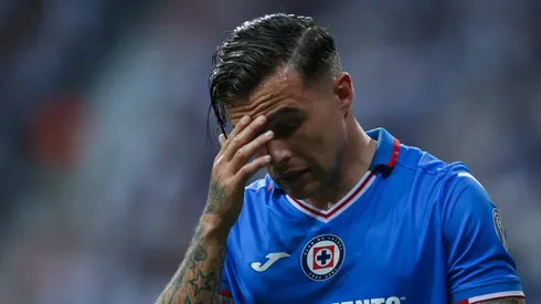 El delantero charrúa salió con rumbo a Pumas después de decepcionar en su paso por La Máquina.