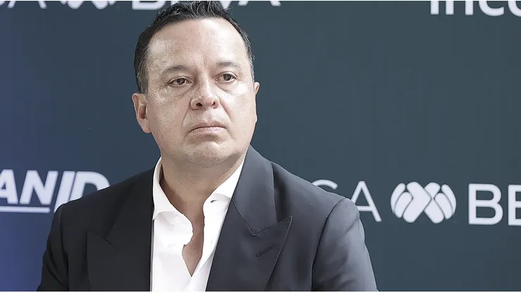 Velázquez ya no ficharía a nadie más para Cruz Azul.
