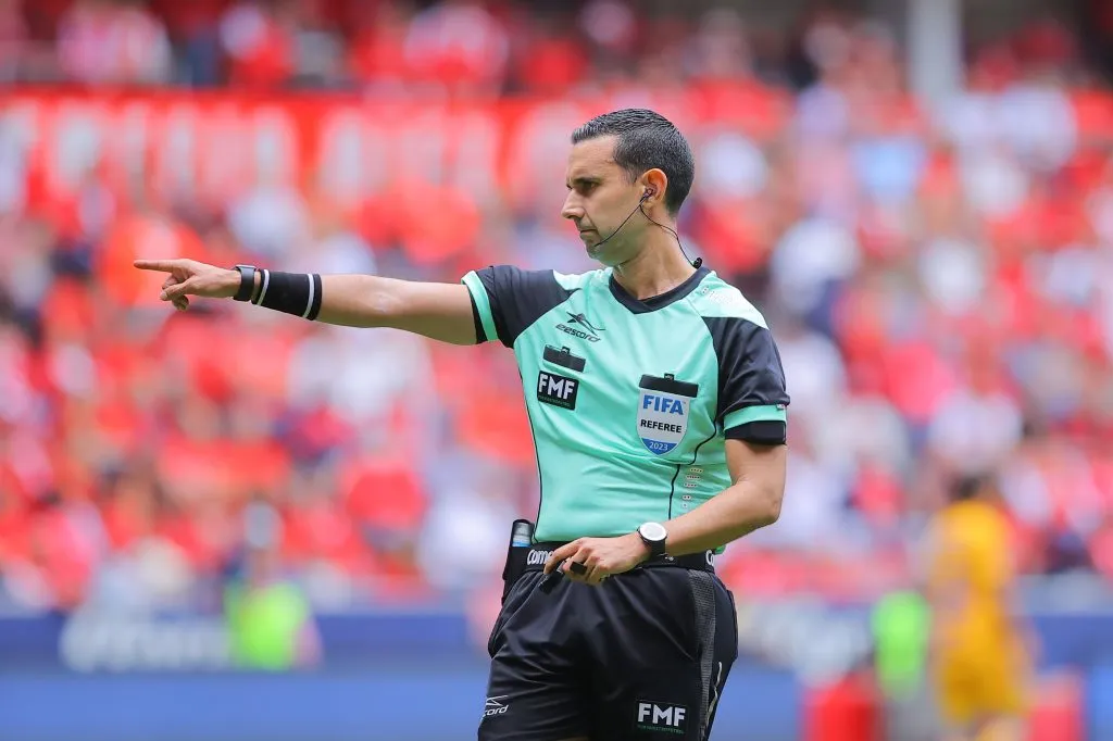 César Arturo Ramos Palazuelos será el árbitro del Monterrey vs. Cruz Azul (Imago 7)
