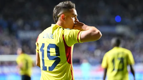 Rafael Santos Borré se puso en la órbita de Cruz Azul.