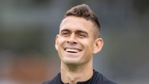 El delantero colombiano es el último que se ha sumado a la lista de candidatos de Cruz Azul para reforzar la delantera.