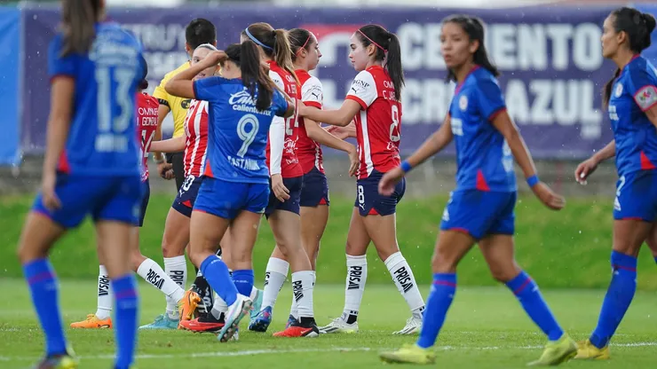 Cruz Azul sufrió su cuarto descalabro al hilo.