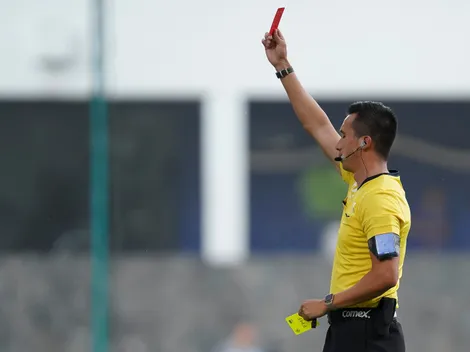 Cambian amarilla por roja directa, ¡sin VAR!