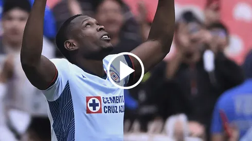 Cambindo anotó su primer gol con Cruz Azul.