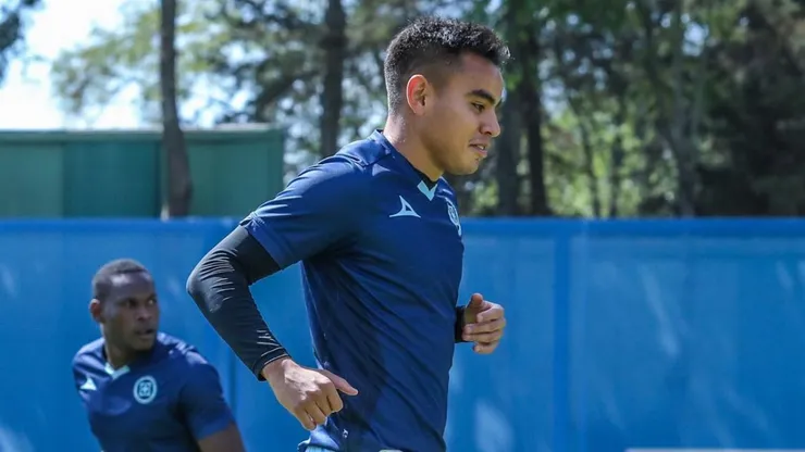 Charly Rodríguez, jugador de Cruz Azul.