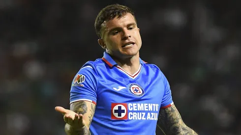 Los dos futbolistas no han cumplido con las expectativas y también se les busca salida.