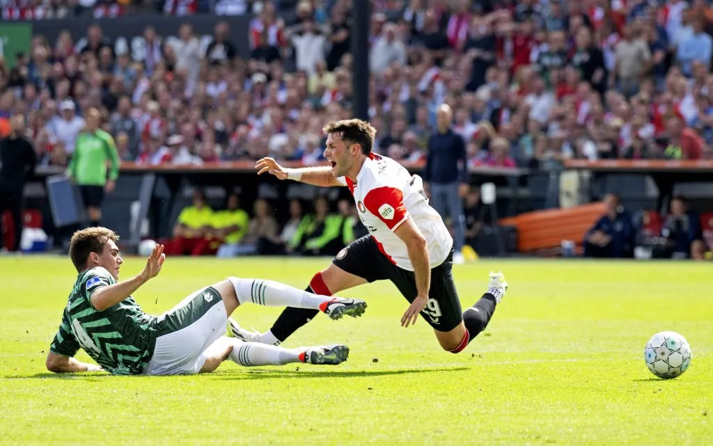 Santiago Giménez (Imago)