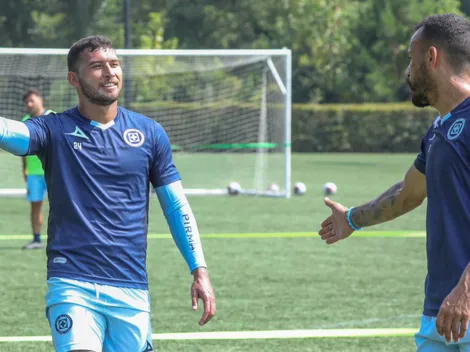 Increíble gesto de la afición de Cruz Azul a Juan Escobar
