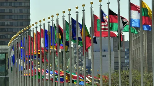 Joaquín Moreno pidió el fichaje de un delantero en su primera comparecencia como entrenador. Flag-diversity the United Nations UN Headquarters USA New York City Manhattan Flags AT UN Headquarter USA New York City Manhattan BLWS159131