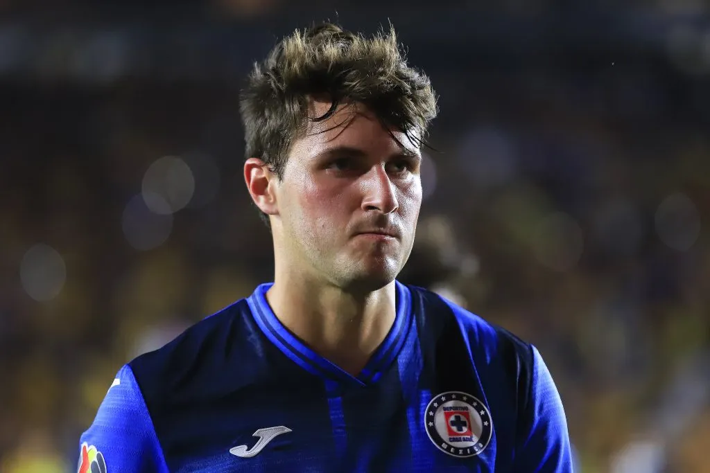 Santiago Giménez habló del mal momento de Cruz Azul (Imago)