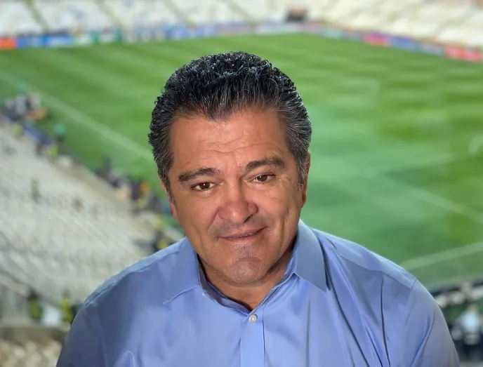 La crítica de Carlos Hermosillo al Conejo Pérez (@CHermosillo27)