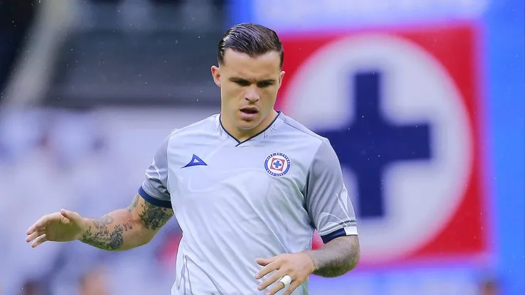 ¿Christian Tabó causa baja en Cruz Azul?