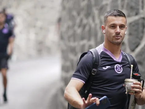 Carrera y Lotti dejan en evidencia la política de fichajes