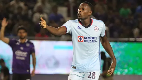 Cambindo lleva cuatro goles en Cruz Azul.
