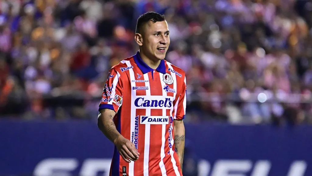 Cata Domínguez sale lesionado ante Cruz Azul