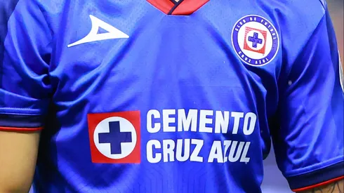 La fiesta de Carlos Salcedo revolucionó aún más la semana de Cruz Azul.