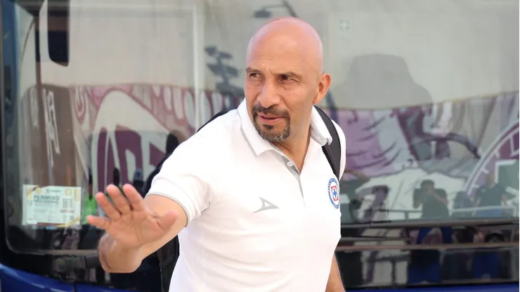 El director deportivo de los cementeros habló con la prensa tras la derrota contra Gallos.