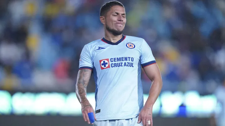 Carlos Salcedo podría estar en el Atl. San Luis vs. Cruz Azul