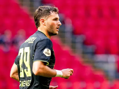 ¿Cada cuántos minutos Santiago Giménez marca un gol?