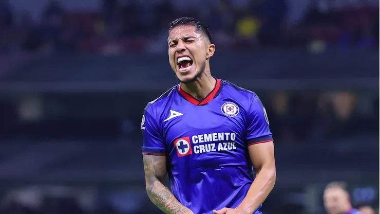 El defensor mexicano se mantiene en el ojo del huracán luego de que realizara una fiesta tras la derrota ante Gallos Blancos del Querétaro.