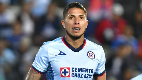 Carlos Salcedo no ha sido sancionado.