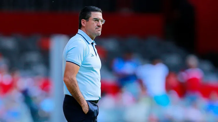Joaquín Moreno, DT de Cruz Azul.