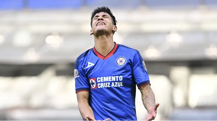 Uriel Antuna, en lamento tras otra derrota de Cruz Azul.