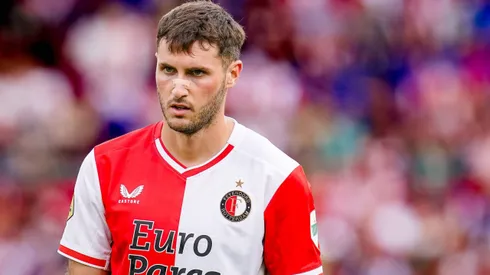 Santi regresará a la cancha con el Feyenoord.