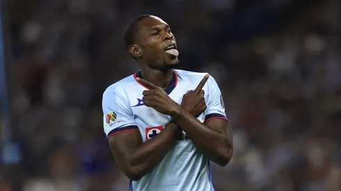 La estadística de Diber Cambindo que emociona a Cruz Azul