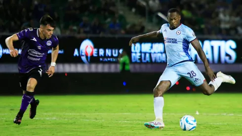 Diber Cambindo, delantero de Cruz Azul.