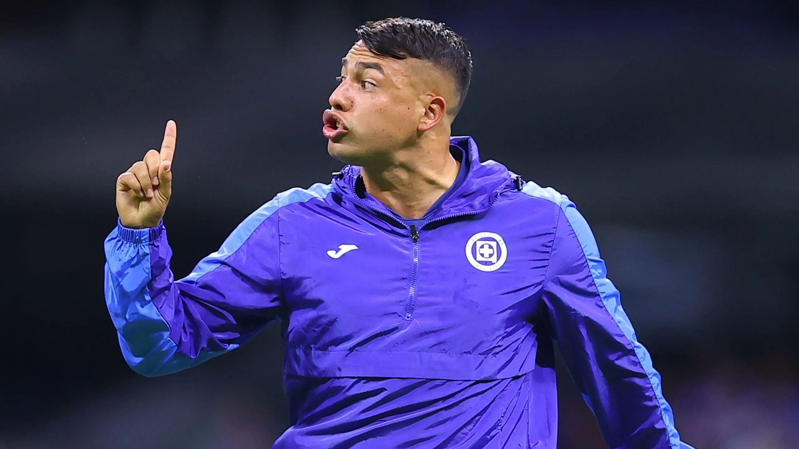 Ivan Morales volvió a ser registrado. (Imago 7)