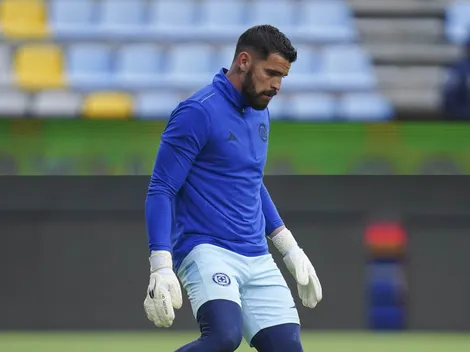 Cruz Azul toma una decisión en relación al futuro de Gudiño en el arco