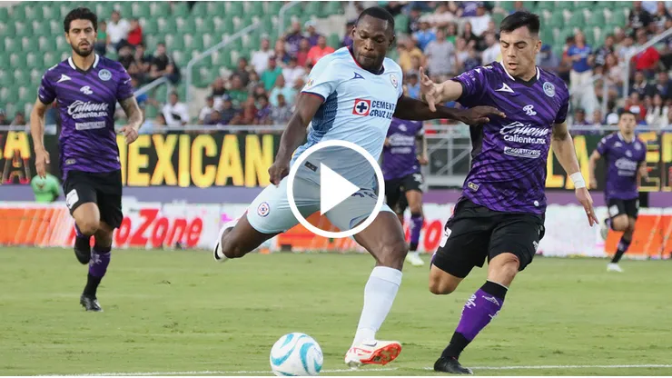 Diber Cambindo, jugador de Cruz Azul.