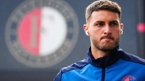 Santiago Giménez jugará con el Feyenoord.