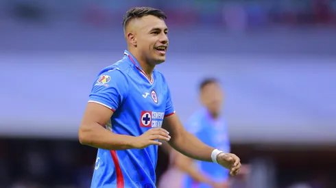 Iván Morales tiene contrato con Cruz Azul.