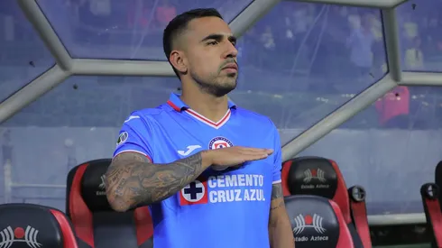 Alonso Escoboza sufrió problema muscular.