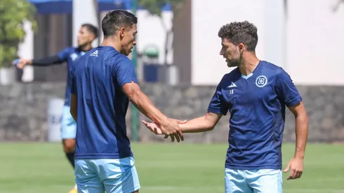 Ángel Sepúlveda e Ignacio Rivero, jugadores de Cruz Azul.