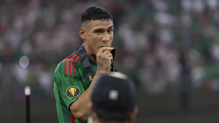 Uriel Antuna le respondió a sus detractores